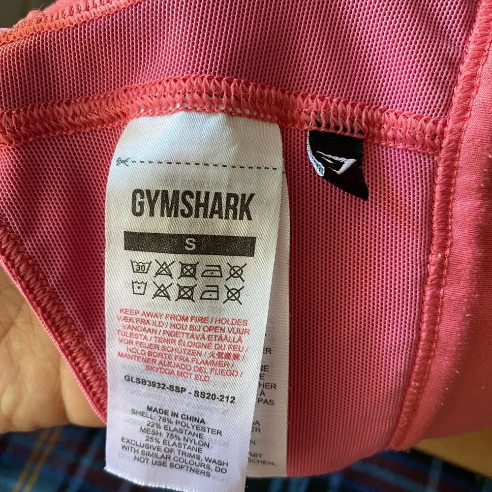 Gymshark Vibrant Pink Sports Bra - Picture 5 of 5